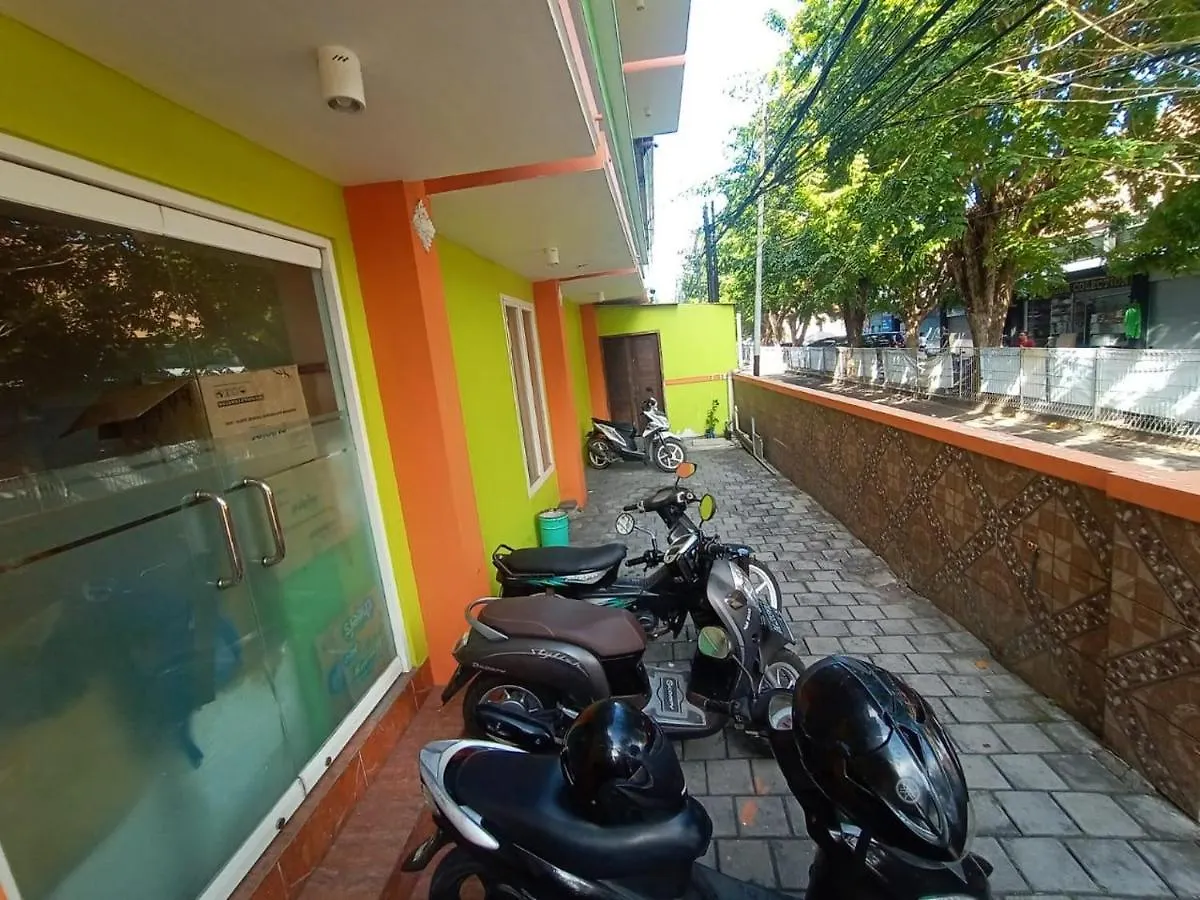 **  Oyo 90473 Gowin Hotel Kuta  Indonesia