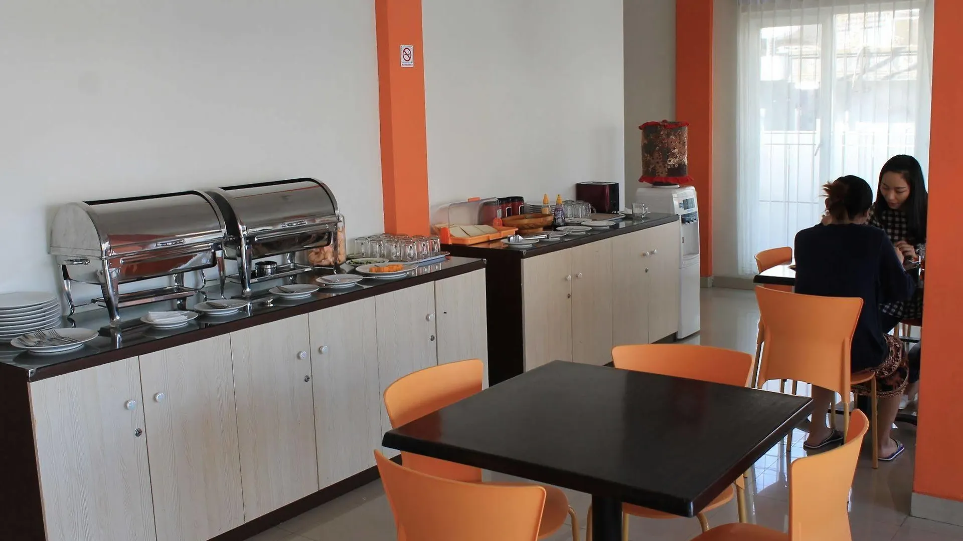 Oyo 90473 Gowin Hotel Kuta