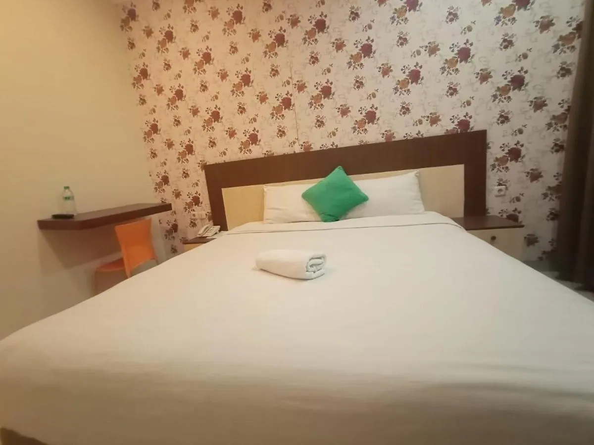 Oyo 90473 Gowin Hotel Kuta   Kuta (Bali)